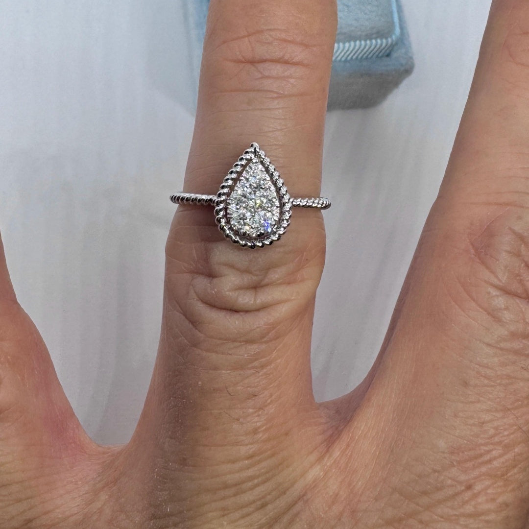 10K Gold Lab Grown Diamond CVD 2CT Pear-Cut Twisted Design Couple Promise Ring For Couple
