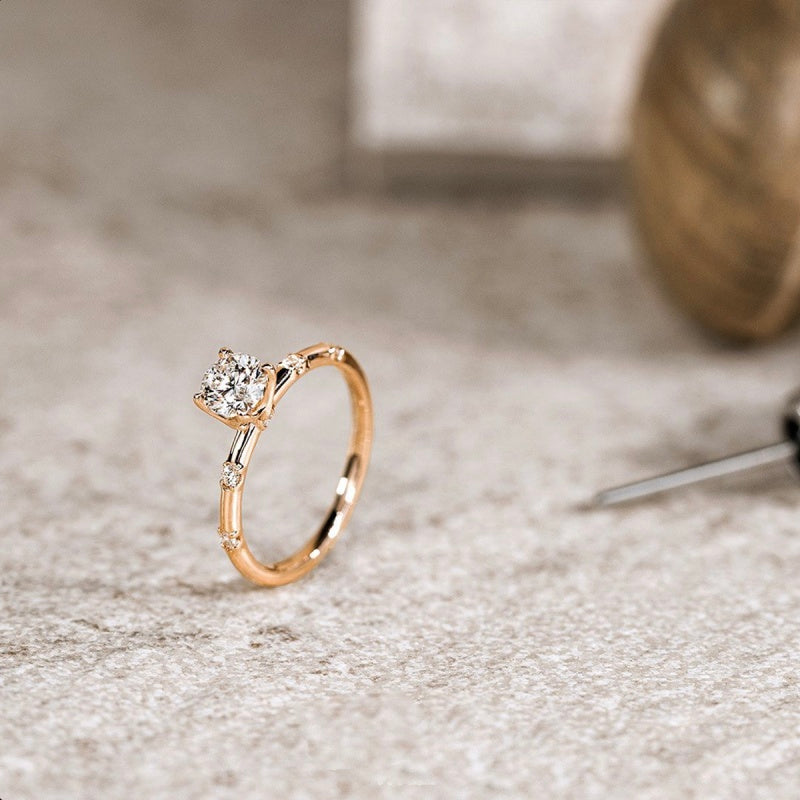 14K Gold Lab Grown Diamond CVD 1CT Round-Cut Curved Shoulder Four Prong Setting Engagement Ring