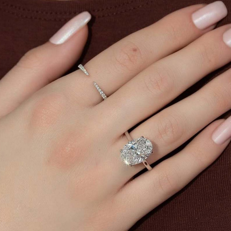 18K Gold Lab Grown Diamond CVD 3CT Oval-Cut Four Prong Setting High Gloss Engagement Ring