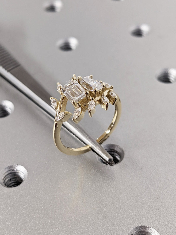 18K Gold Lab Grown Diamond CVD Emerald & Pear Natural Fresh style Unique Engagement Ring