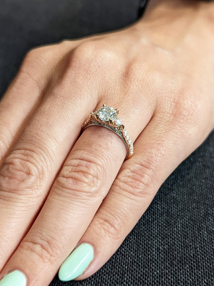 18K Gold Lab Grown Diamond CVD 2CT Roud-Cut Two Tone Anniversary Ring