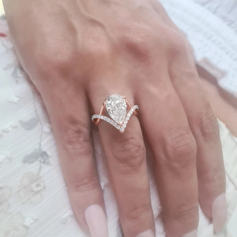 14K Gold Lab Grown Diamond CVD 3.5CT Pear-Cut Ethical Luxury Bridal Engagement Ring