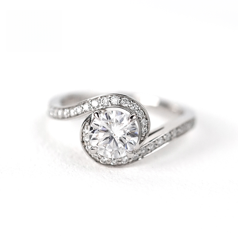 10K Gold Lab Grown Diamond CVD 1CT Round-Cut Twist Pave Anniversary Ring