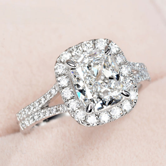 10K Gold Lab Grown Diamond CVD 1CT Cushion-Cut Halo V-shaped Promise Ring For Daily Wear