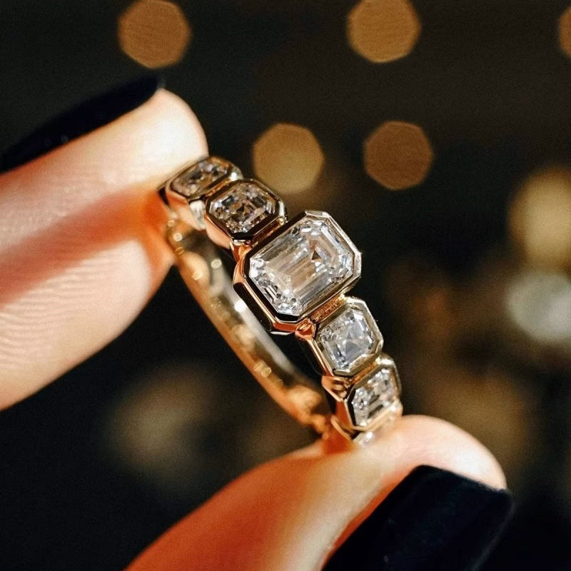 18k Gold Lab Grown Diamond CVD  Emerald-Cut Ring For Wedding