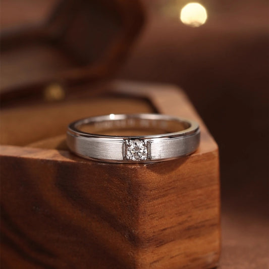 10K Gold Lab Grown Diamond CVD 0.3CT Round-Cut Brushed Finish Polished Beveled Edges Design Anniversary Ring