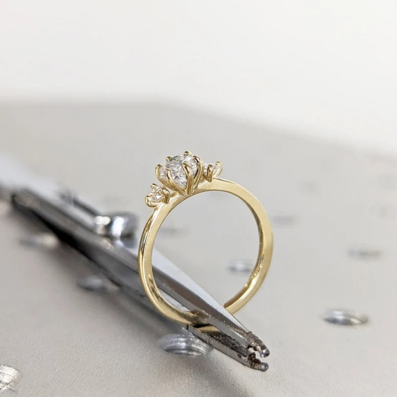 14K Gold Lab Grown Diamond CVD 1CT Round-Cut Three Stone Ladies Ring Anniversary Gift