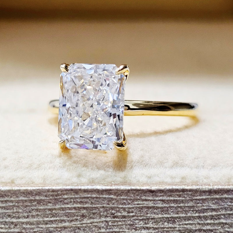 18K Gold Lab Grown Diamond CVD 3.5CT Crushed Ice Radiant Cut 4 Prong Classic Ring