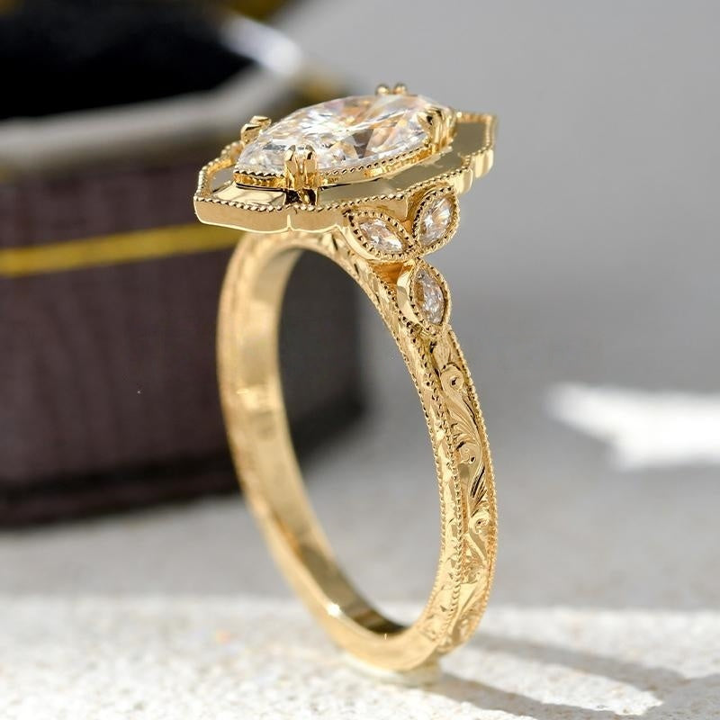 18k Gold Lab Grown Diamond CVD 1CT Marquise Royal Style Wedding Ring