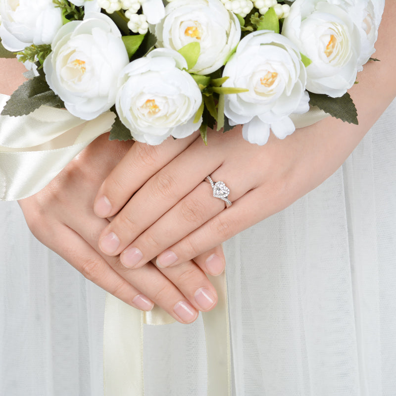 10K Gold Lab Grown Diamond CVD 1CT Heart-cut Halo Twist Romantic Gift Ring