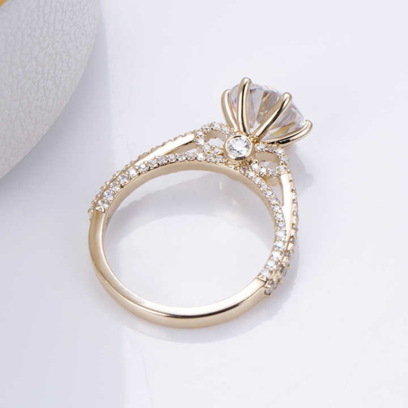 10K Gold Lab Grown Diamond CVD Round-Cut Vintage Royal Style Engagement Ring