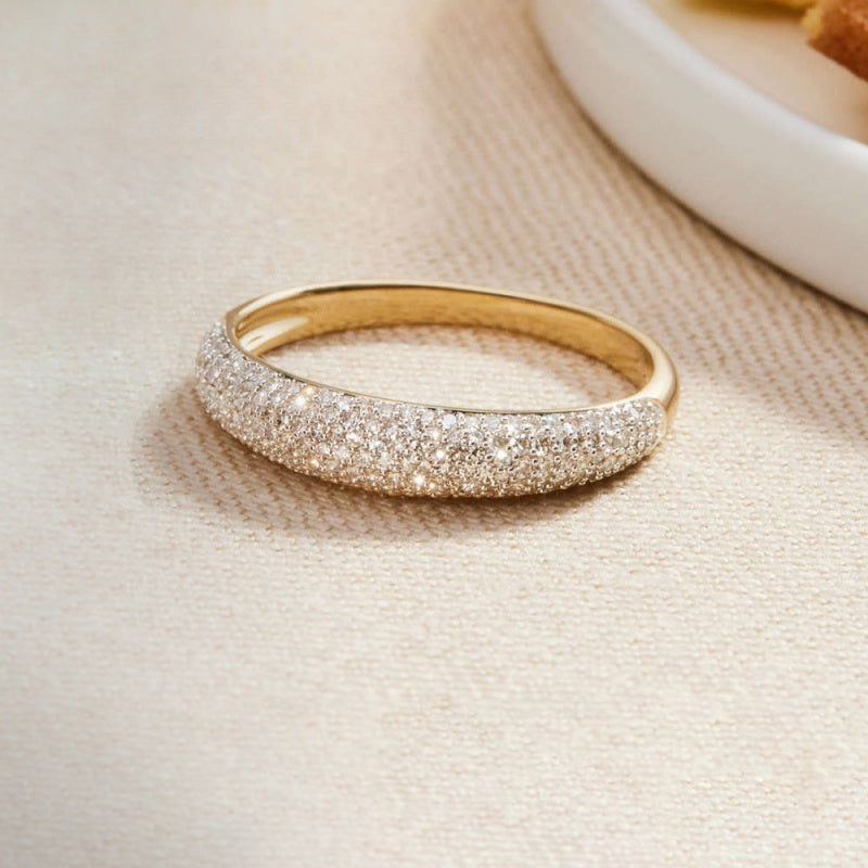 18k Gold Lab Grown Diamond CVD Classic Half-Circle Diamond Ring