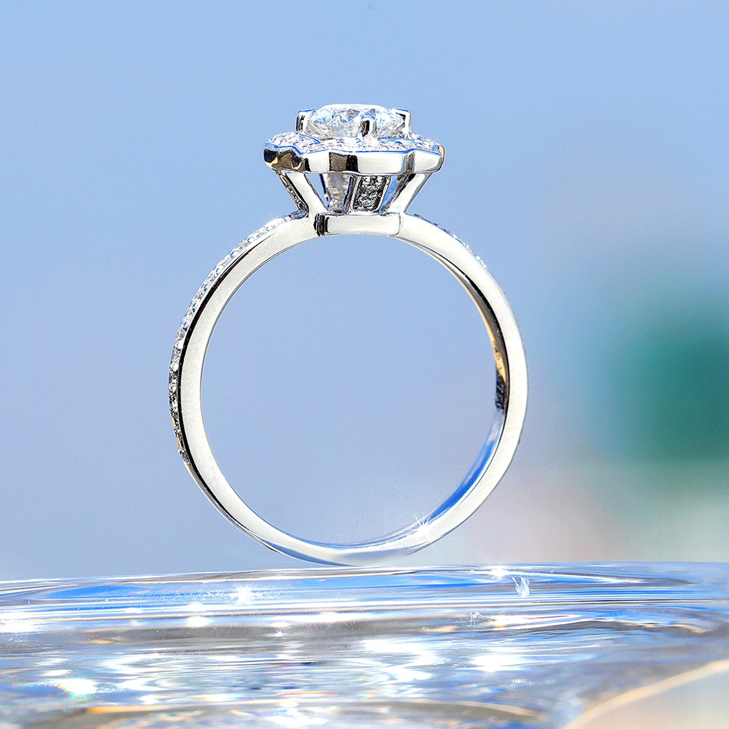 10K Gold Lab Grown Diamond CVD 1CT Round-Cut Floral Halo Romantic Ring For Anniversary Gift