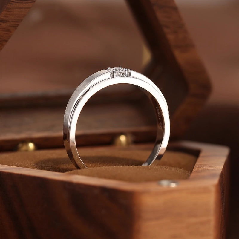 10K Gold Lab Grown Diamond CVD 0.3CT Round-Cut Brushed Finish Polished Beveled Edges Design Anniversary Ring