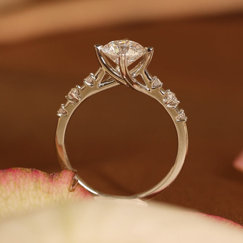 10K Gold Lab Grown Diamond CVD 1CT Round-Cut Vintage Simple and Stylish Anniversary Ring