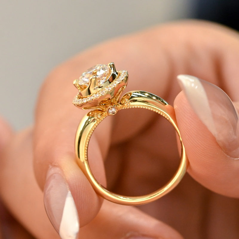 18K Gold Lab Grown Diamond CVD 1CT Round-Cut Halo Vintage Engagement Ring
