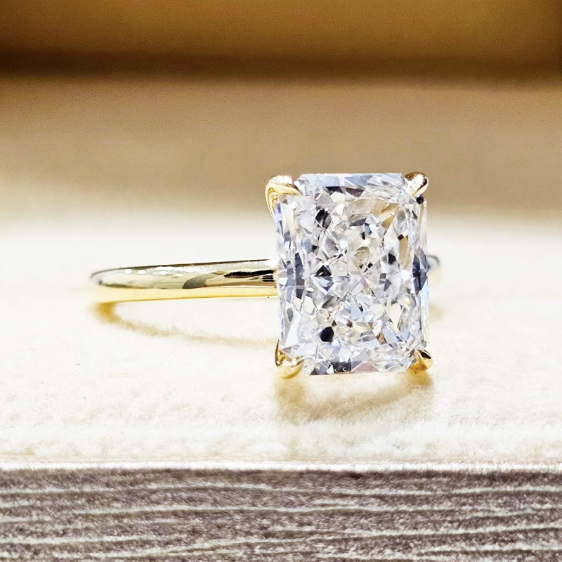 18K Gold Lab Grown Diamond CVD 3.5CT Crushed Ice Radiant Cut 4 Prong Classic Ring