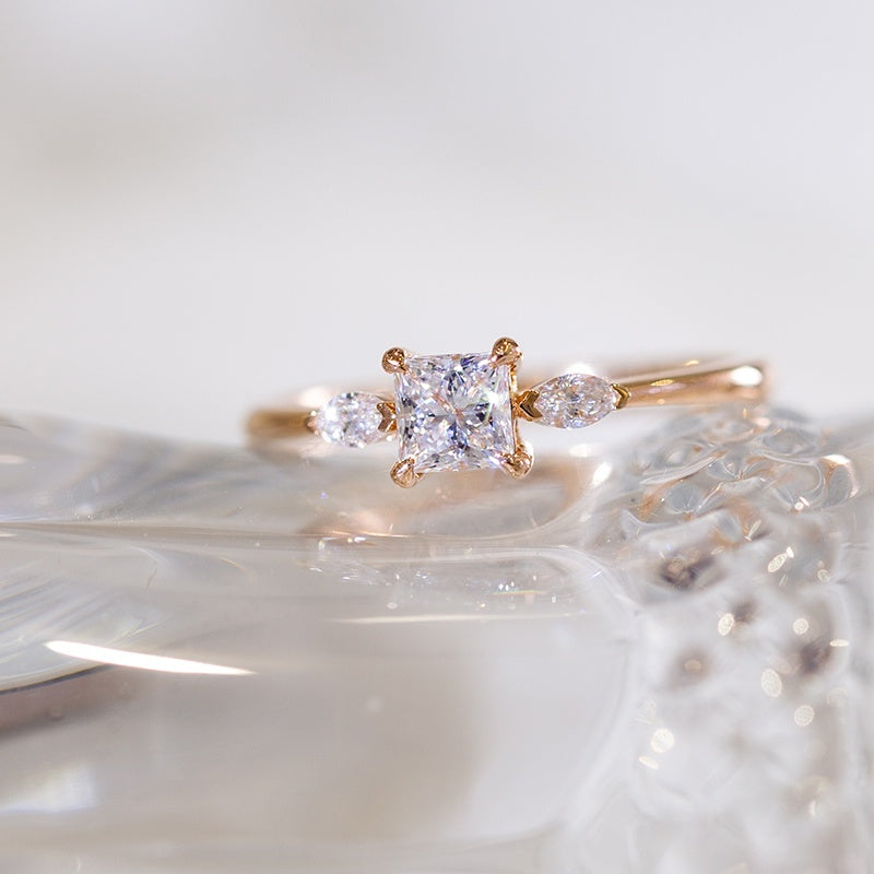 10K Gold Lab Grown Diamond CVD 1CT Princess-Cut