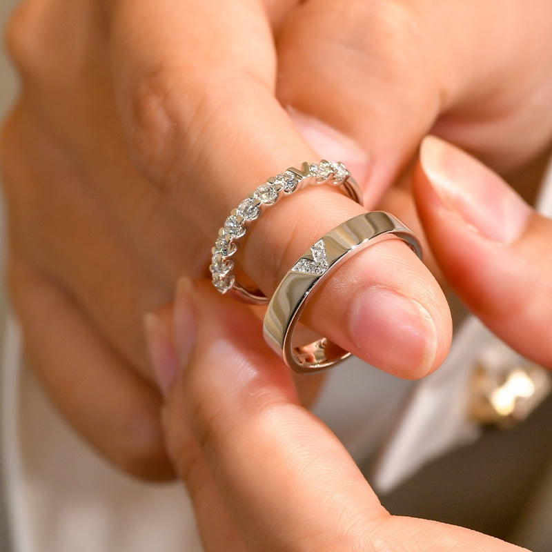 14K Gold Lab Grown Diamond CVD 0.5CT Round-Cut V-Shaped Couple Rings For Anniversary