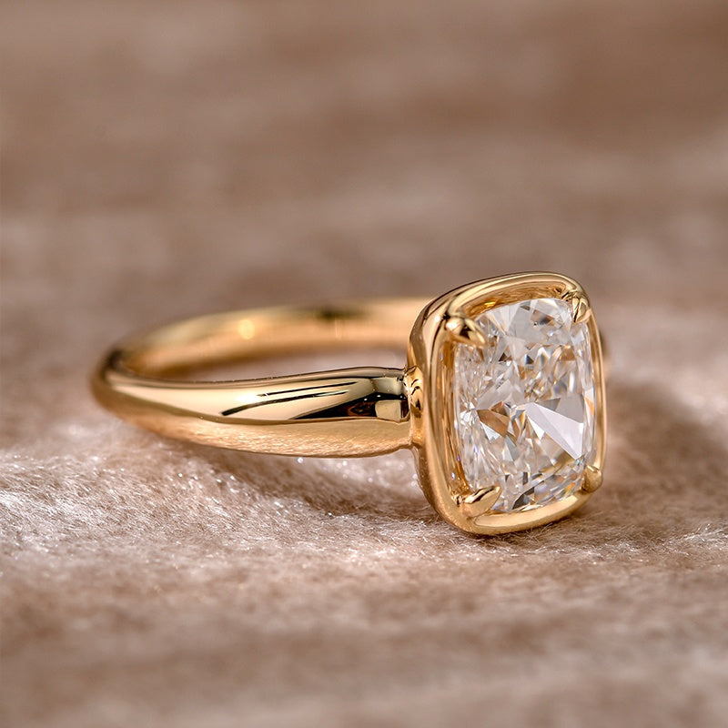 18K Gold Lab Grown Diamond CVD 2CT Cushion Old Money Style Ring For Banquet