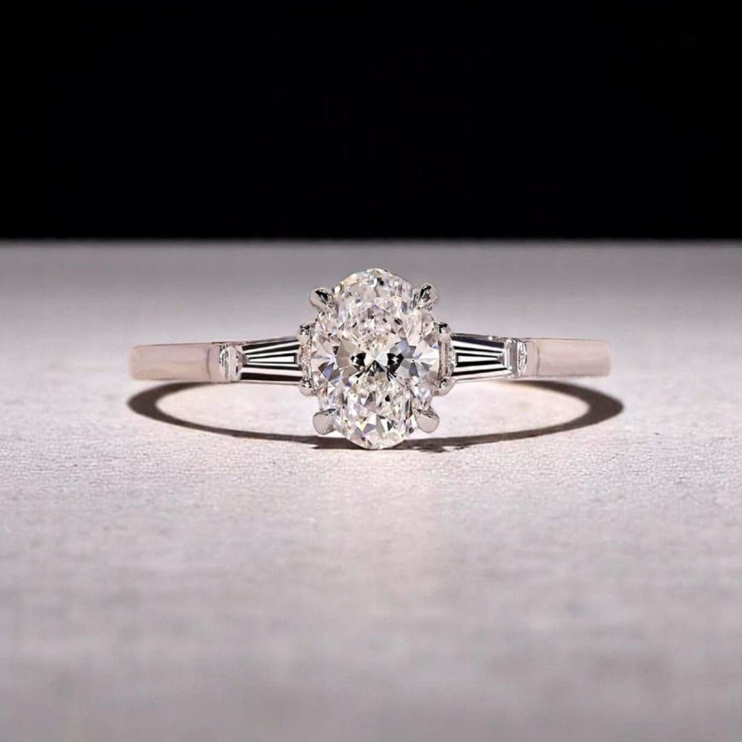 14K Gold Lab Grown Diamond CVD 2CT Ovla-Cut Promise Ring For Her