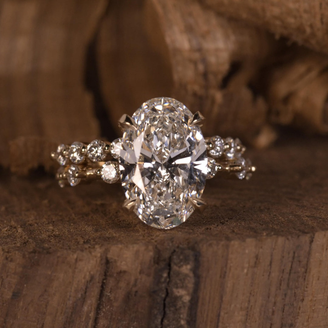 18K Gold Lab Grown Diamond CVD 4CT Oval-Cut Hidden Halo Luxury Anniversary Ring Set