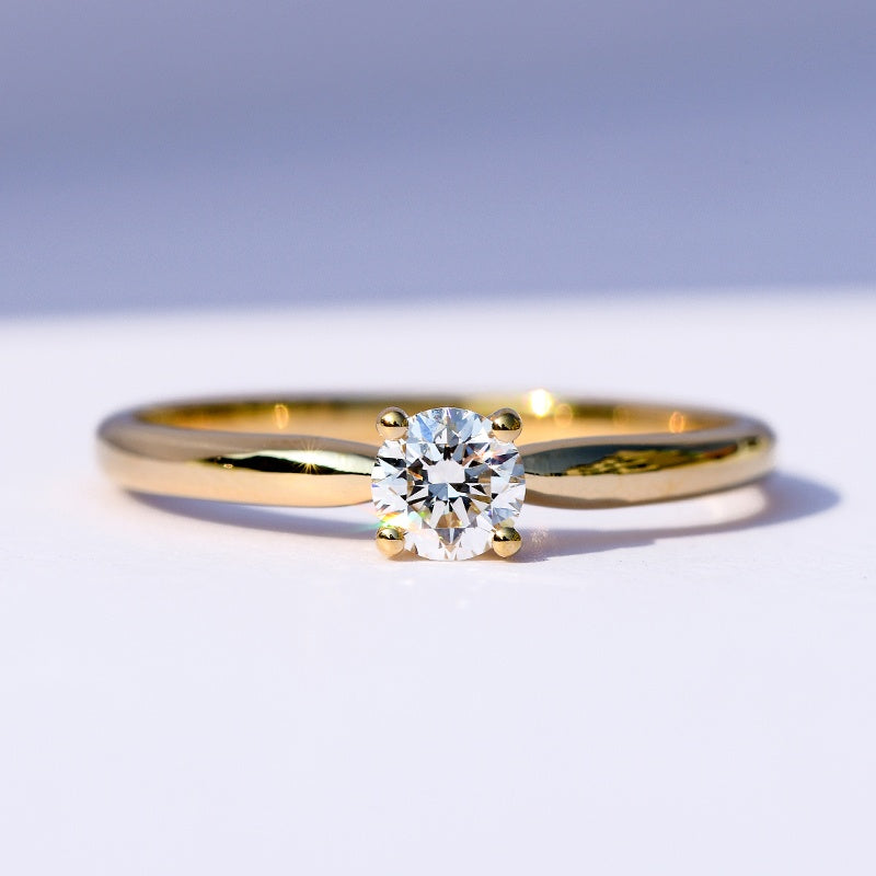 18k Gold Lab Grown Diamond CVD 0.5CT Round-Cut Ring