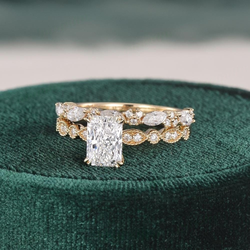 18k Gold Lab Grown Diamond CVD 2CT Radiant-Cut Unique Hidden Halo Art Deco Yellow Gold Marquise Cluster Band Ring