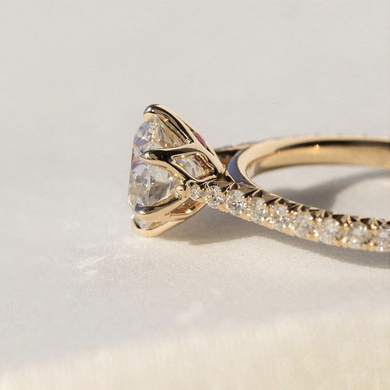 18k Gold Lab Grown Diamond CVD 1CT Round-Cut Half Circle Wedding Ring