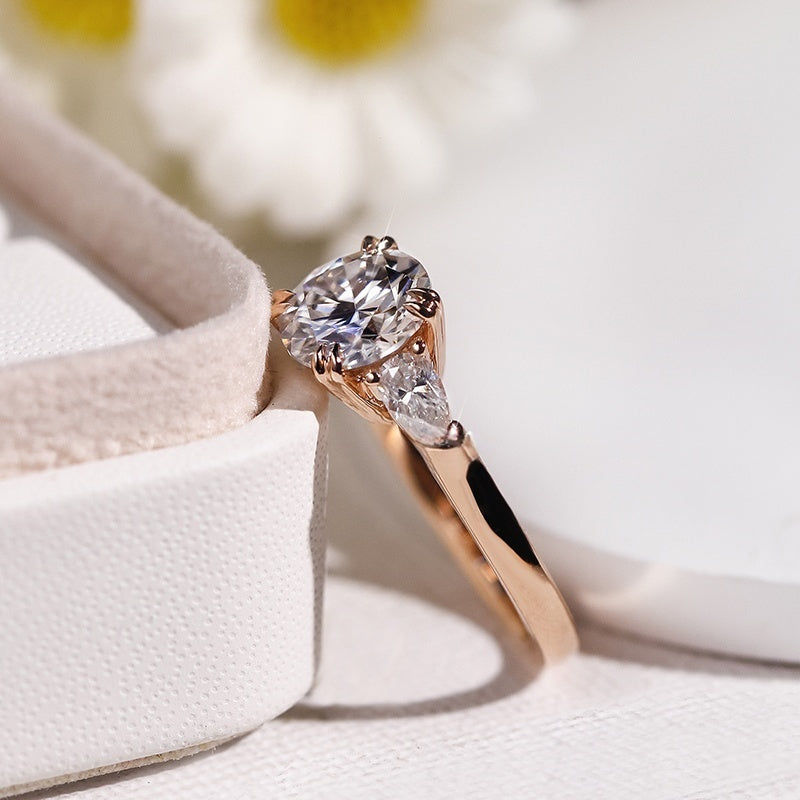 18K Rose Gold Lab Grown Diamond CVD 3CT Round Four-Prong Classic Three-Stone Design