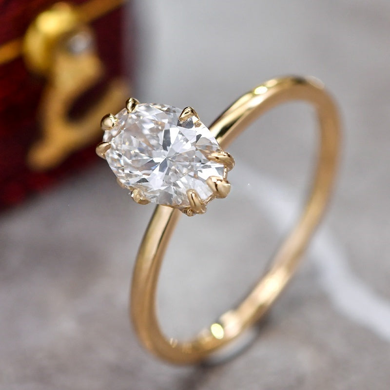 18k Gold Lab Grown Diamond CVD 1CT Oval-Cut Symmetrical 8-Claw Style Ring