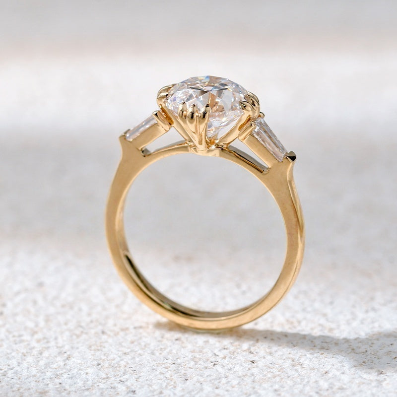 18K Gold Lab Grown Diamond CVD 2CT Round European Court Style Design For Anniversary