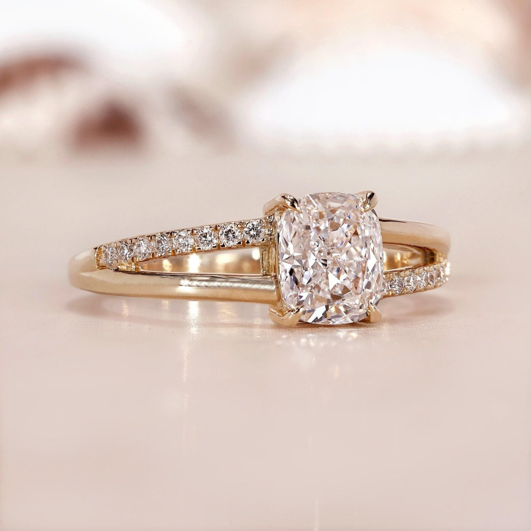 18k Gold Lab Grown Diamond CVD 1CT Cushion-Cut Double Band Engagement Ring