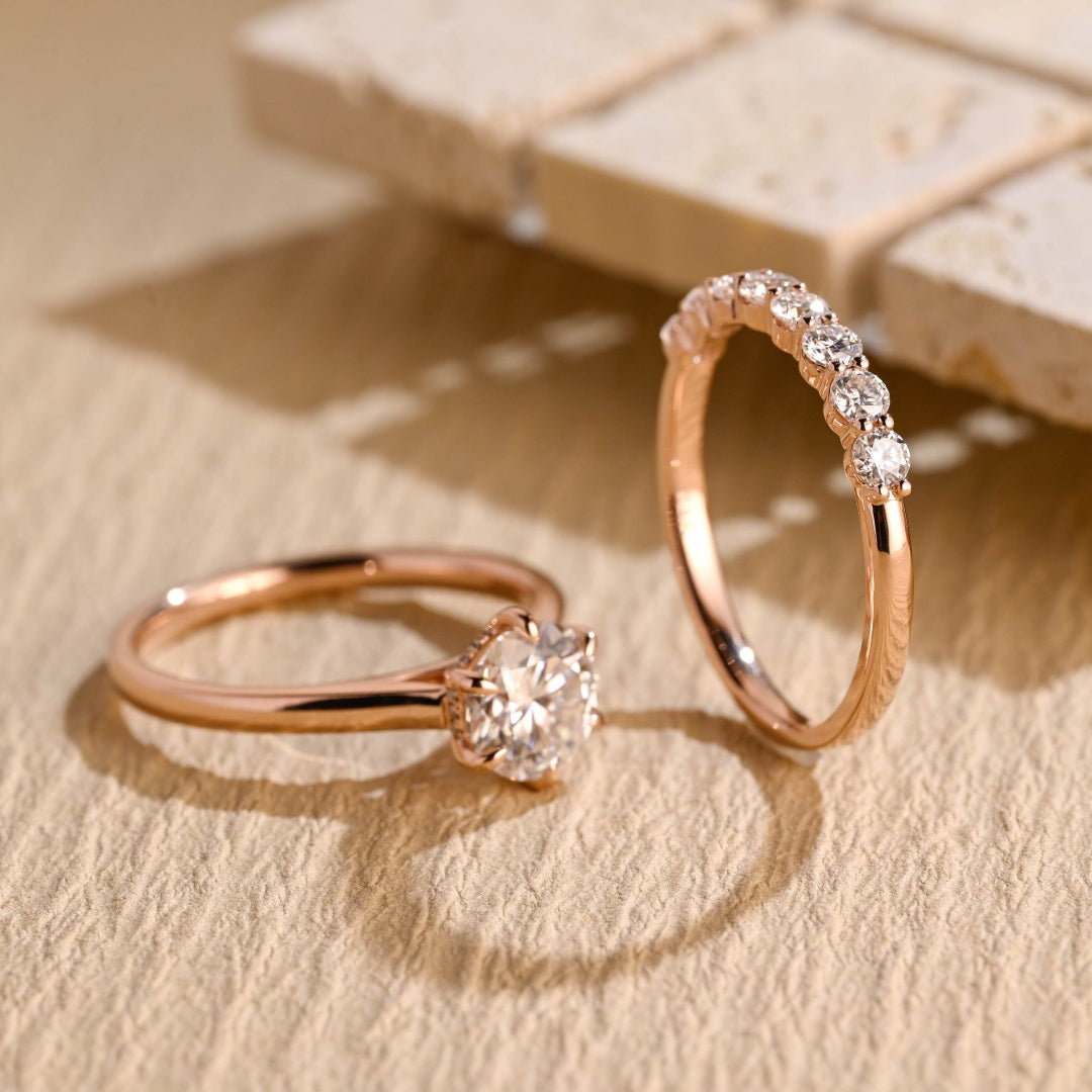 18k Gold Lab Grown Diamond CVD 1.5CT Round-Cut Vintage Wedding Band Set For Wife