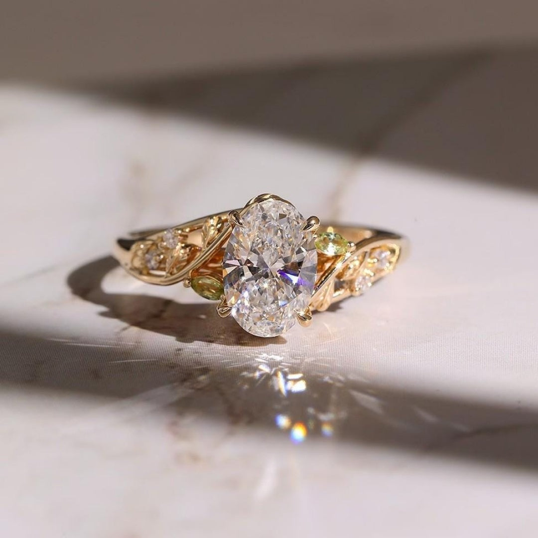 18k Gold Lab Grown Diamond CVD 1.5CT Oval-Cut Nature-Inspired Diamond Leaf Wedding Ring
