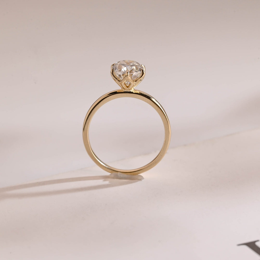 18k Gold Lab Grown Diamond CVD 2CT Ovla-Cut 6 Prong Flower Art Deco Ring
