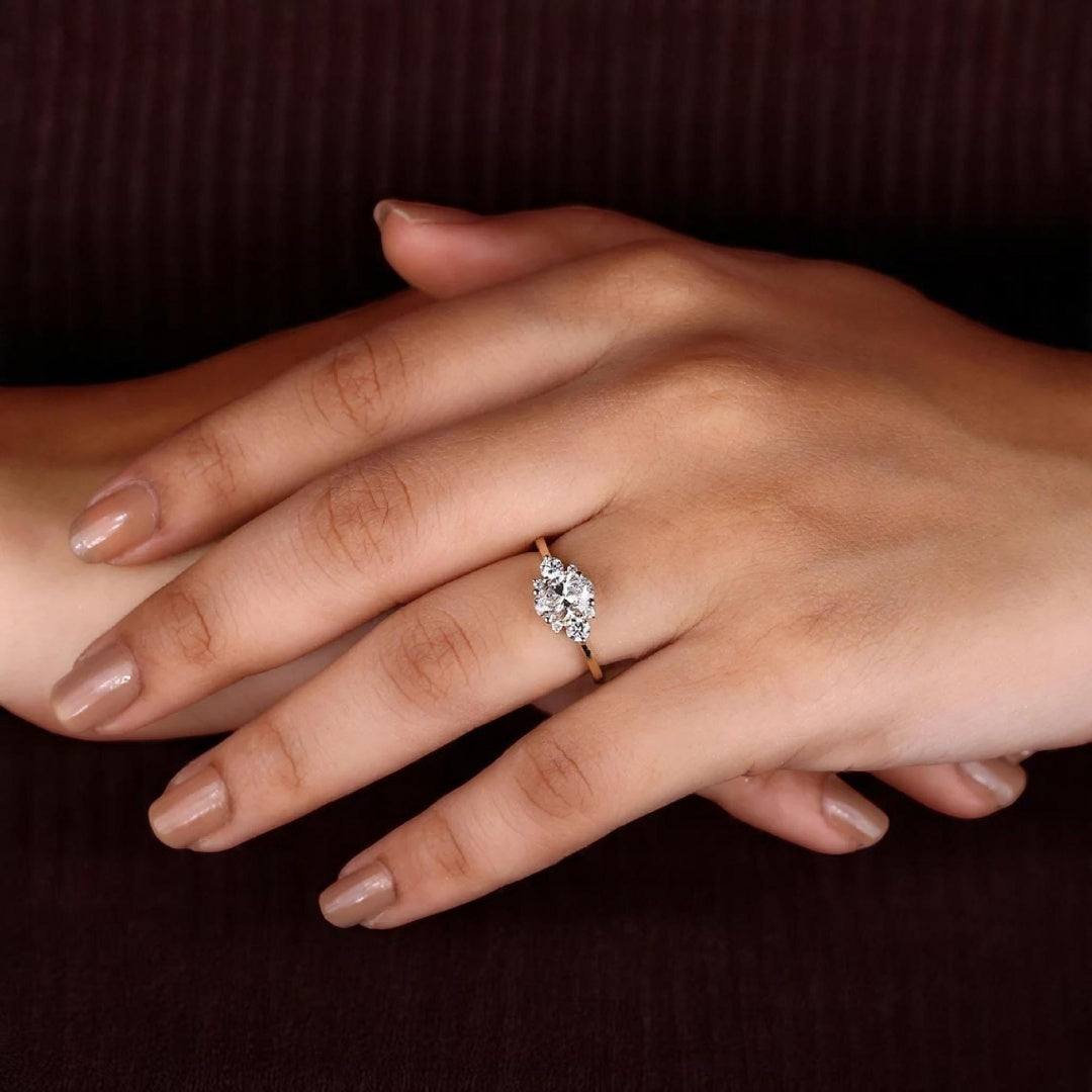 18K Gold Lab Grown Diamond CVD 2CT Oval-Cut Unique Classic Women's Ring