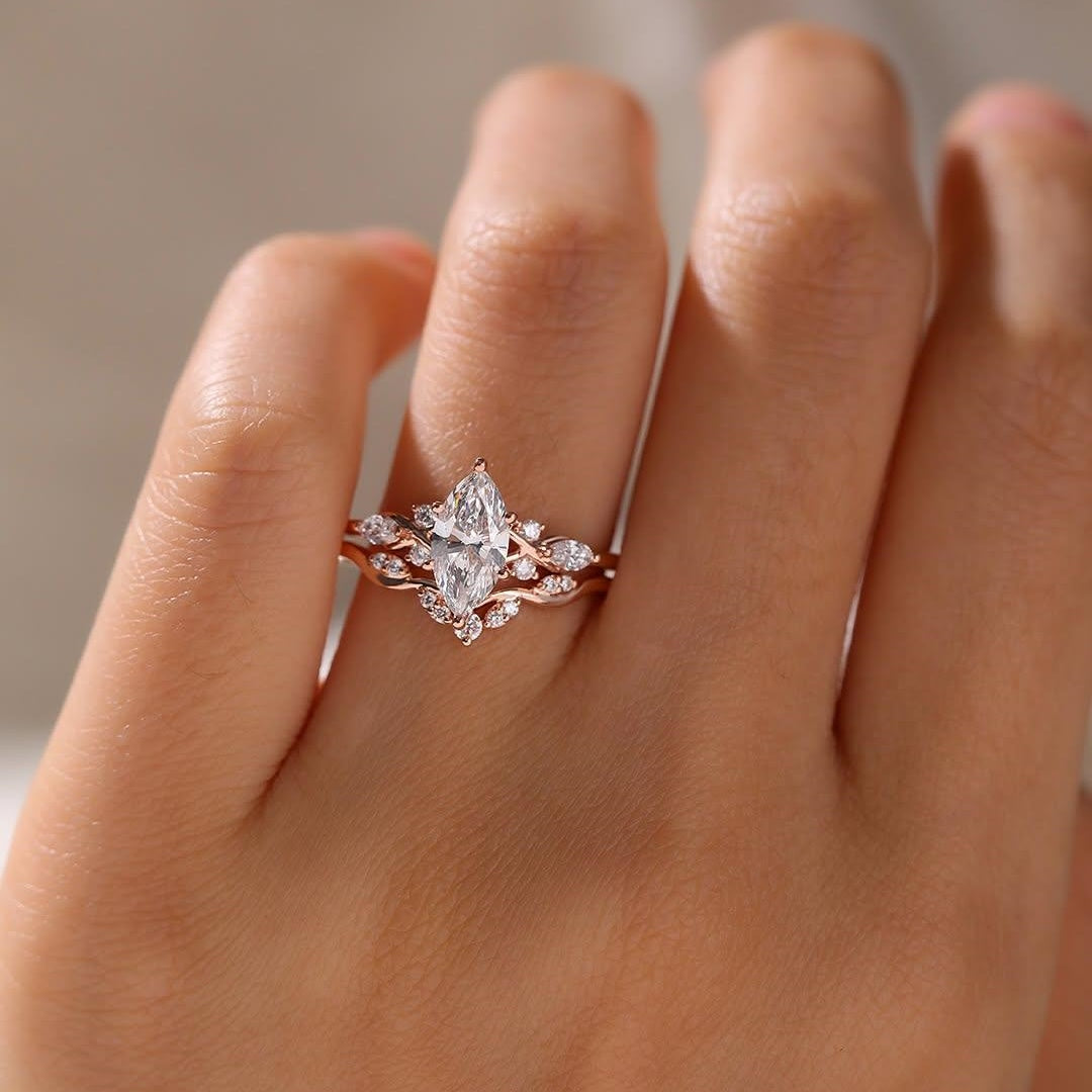 18K Gold Lab Grown Diamond CVD 2CT Marquise-Cut Art Deco Curved Wedding Ring Set