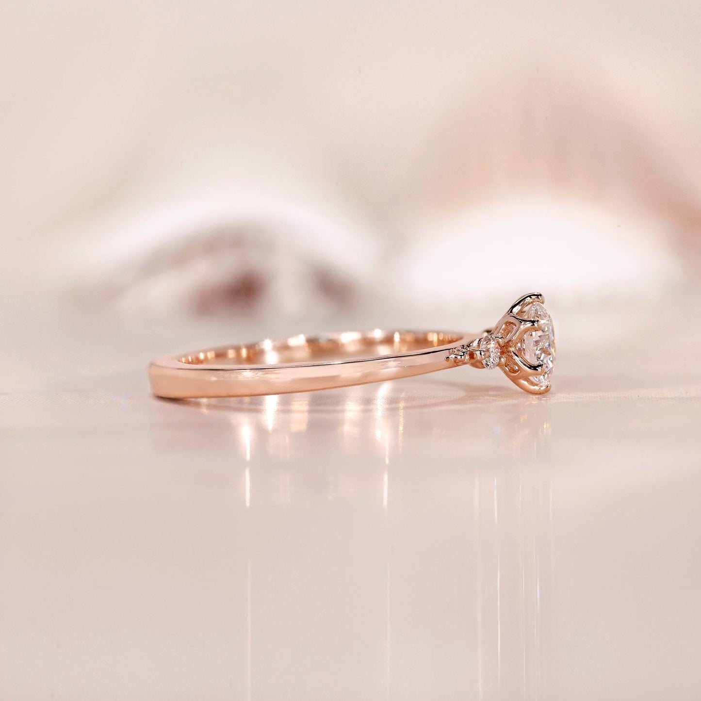 14K Gold Lab Grown Diamond CVD 1CT Round-Cut Three Stone Design Classic Ring