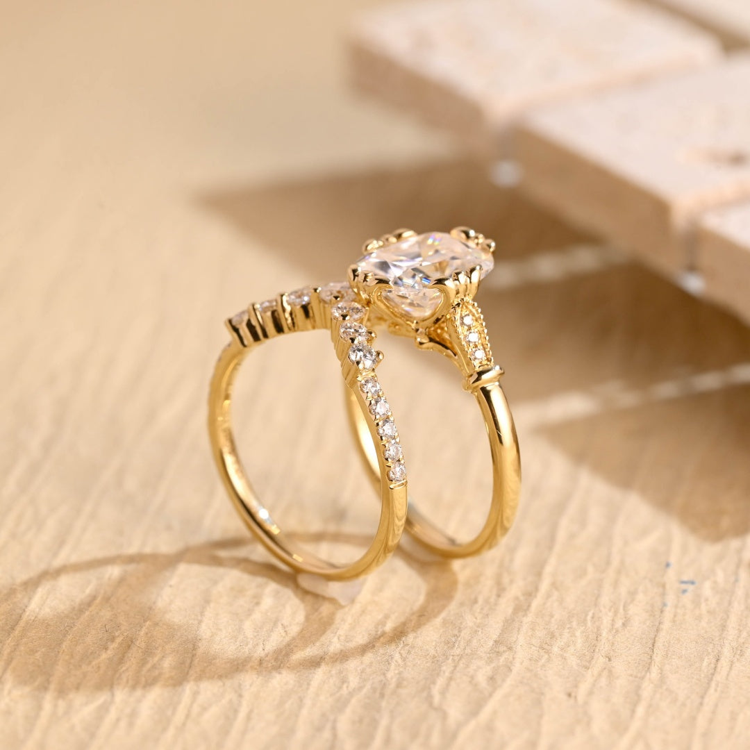 18k Gold Lab Grown Diamond CVD 2CT Cushion-Cut Filigree Milgrain Ring, Vintage Bridal Set