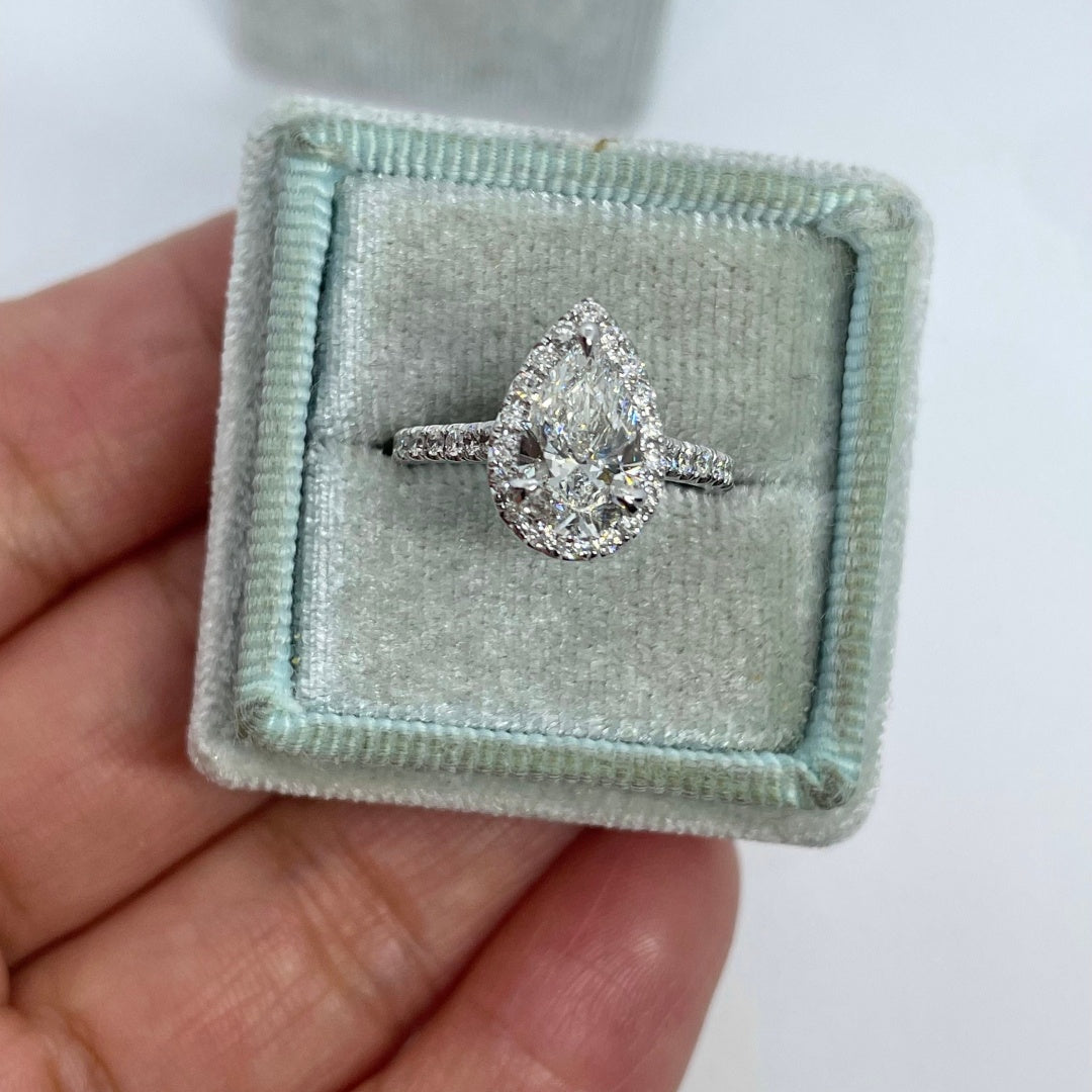 14K Gold Lab Grown Diamond CVD 2CT Pear-Cut Engagement Ring For Birthday Gift