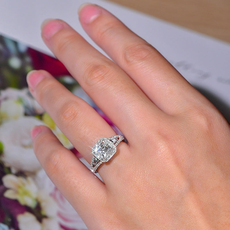 14K Gold Lab Grown Diamond CVD 2CT Princess-Cut Halo Vintage Engagement Ring