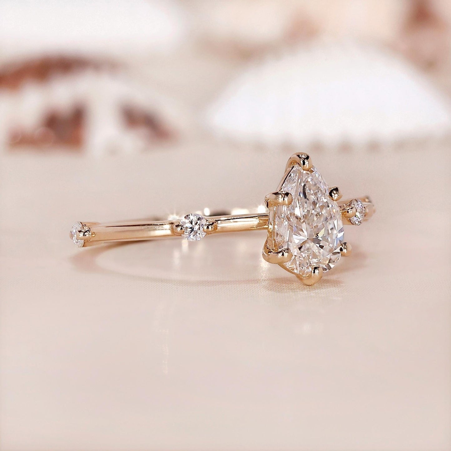 10K Gold Lab Grown Diamond CVD 1CT Pear-Cut Round Side Stone Anniversary Ring