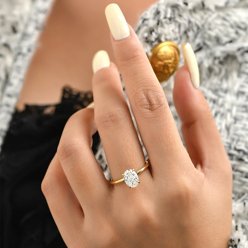 18k Gold Lab Grown Diamond CVD 1CT Oval-Cut Classic Ring