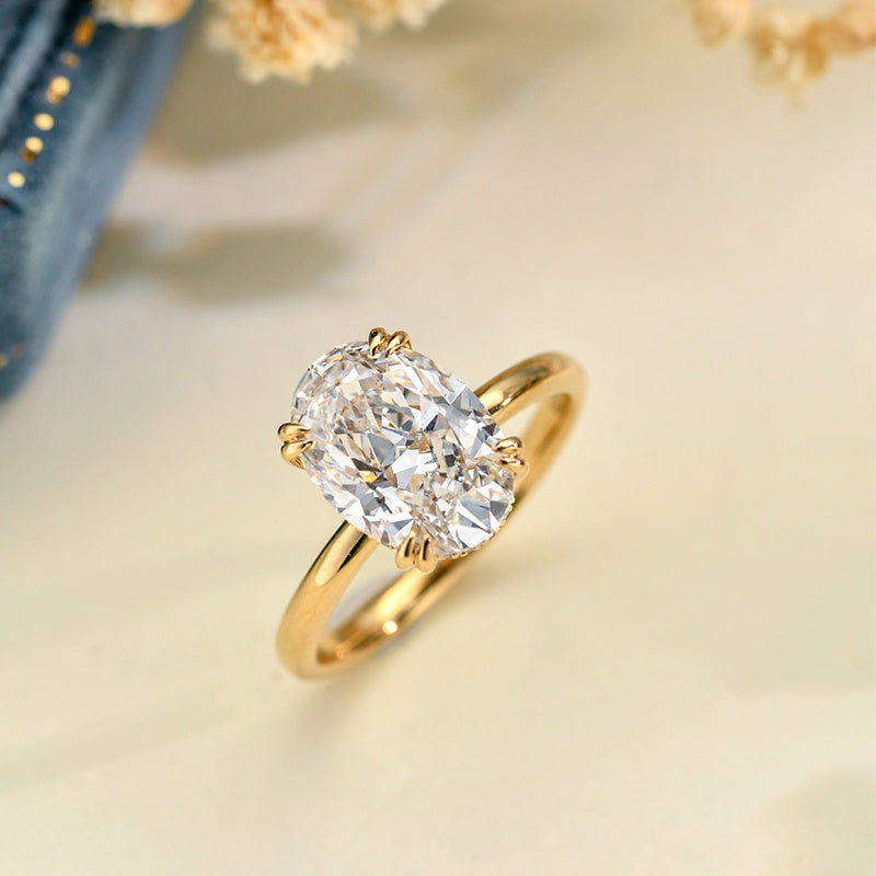 18k Gold Lab Grown Diamond CVD 2CT Oval 8 Prongs Classic Ring