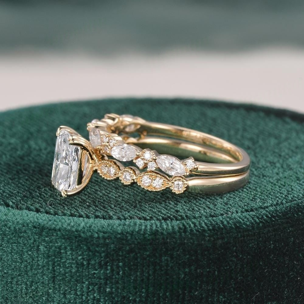 18k Gold Lab Grown Diamond CVD 2CT Radiant-Cut Unique Hidden Halo Art Deco Yellow Gold Marquise Cluster Band Ring