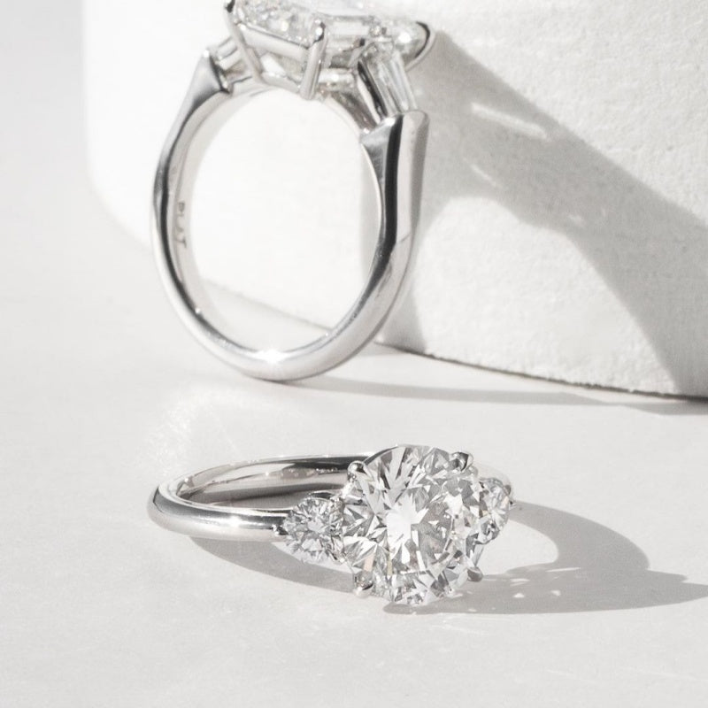 10K Gold Lab Grown Diamond CVD 2CT Round-Cut Classic Three Stone Engagement Ring