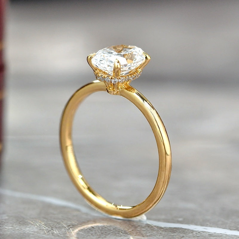 18k Gold Lab Grown Diamond CVD 1CT Oval-Cut Classic Ring