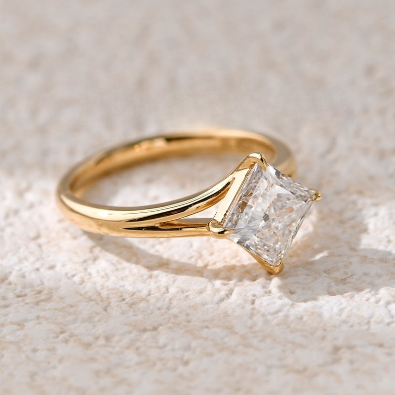 18K Gold Lab Grown Diamond CVD 2CT Princess-Cut Wedding Ring