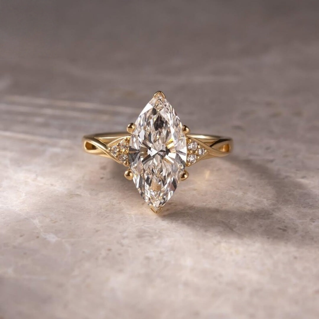 18K Gold Lab Grown Diamond CVD 2CT Marquise-Cut Vintage Royal Style Anniversary Ring